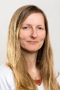 ZDISLAVA POLÁKOVÁ asistentka ředitele Mgr.