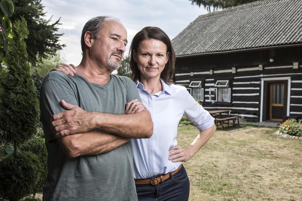 Živé terče literární předloha: Michal Sýkora // scénář: Petr Jarchovský // režie: Jan Hřebejk // dramaturgie: Jan Štern, Jan Lekeš // kamera: Martin Šácha // výkonná producentka: Ilona Jirásková //