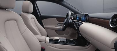 Vysokou úroveň bezpečnostní výbavy, typickou pro značku Mercedes-Benz, reprezentuje aktivní brzdový asistent Active