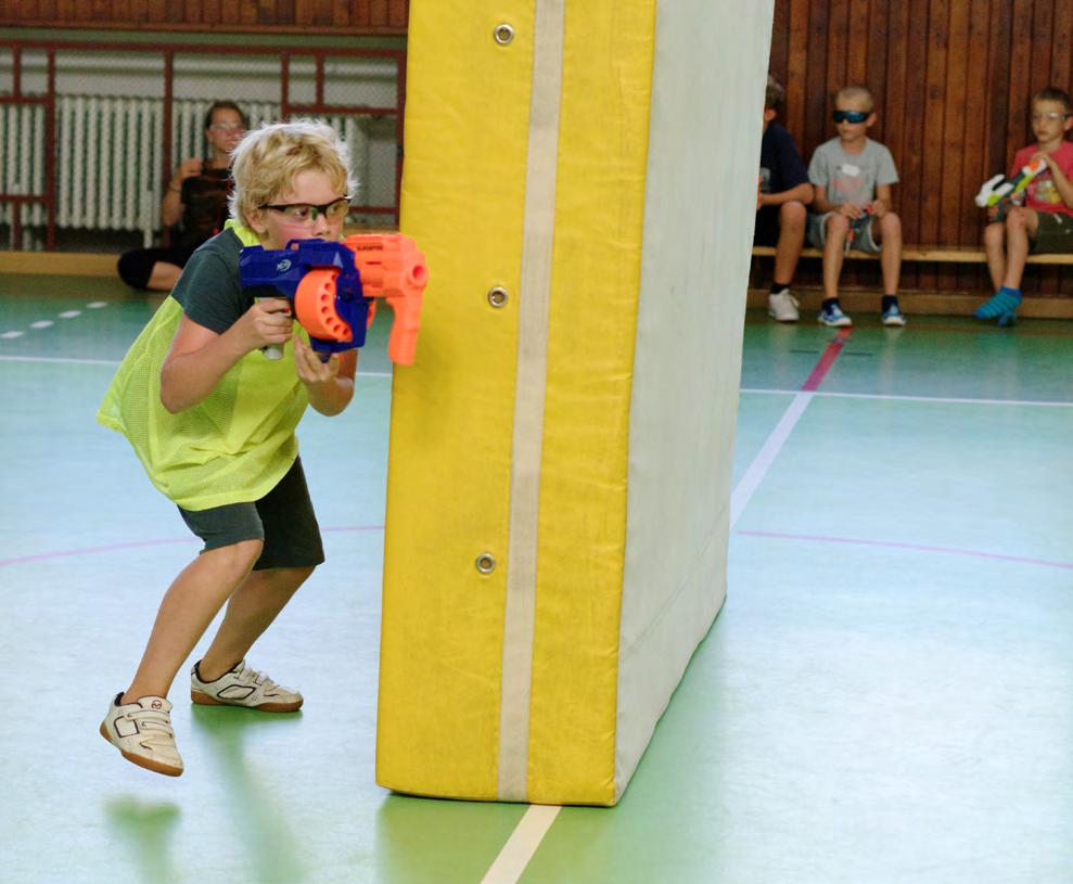 Taneční přehlídka se letos konala v divadelním sále Lidového domu. Diváci, kterých se sešlo 265, zhlédli dynamické představení 200 účinkujících v 19 představeních.