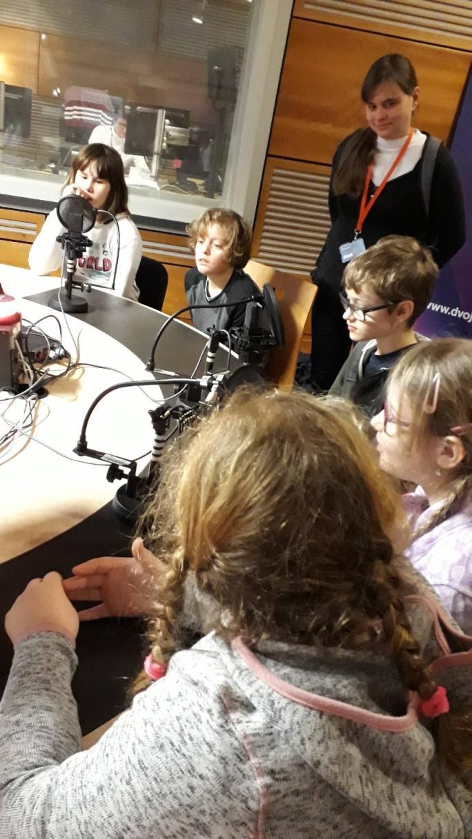 Rádio Junior je také stanice Českého rozhlasu, která se věnuje dětem.