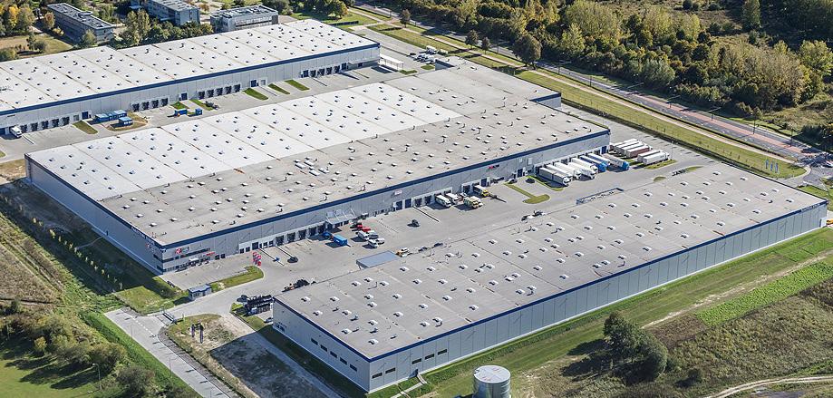 Accolade Industrial Fund ZIELONA GÓRA 49 912 m2 BYDGOSZCZ (50 109 m 2 ) Swiss Krono