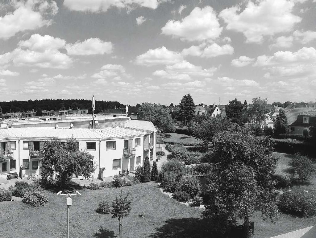 ČESKÝ ČERVENÝ KŘÍŽ CZECH RED CROSS 2018 VÝROČNÍ ZPRÁVA ANNUAL REPORT Senior home in Prague 6, operated by the Czech Red Cross, offers 47 modern apartments for assisted living. 30 31 I.