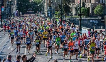 Perličky volkswagen Maratonu Praha press guide Zajímavá čísla Kapacita Volkswagen Maratonu Praha je 10 600 běžců, dalších 5 900 lidí očekáváme v dm rodinném běhu a Procházce se psy.