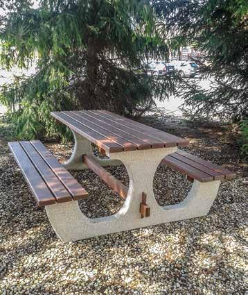 STOLY Všechny stoly jsou určeny do zahrad a pro pěší zóny na veřejných prostranstvích odpočinkové zóny u cyklistických stezek, turistických a sportovních