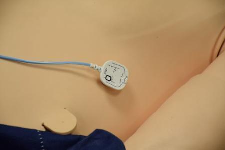 KARDIOSTIMULACE: Metoda využívající rytmické stimulace elektrickým proudem k léčbě