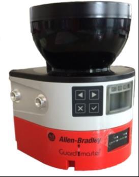 Bezpečnostní laserový scanner SafeZone TM 3 Jako součást porfolia bezpečnostních prvků pro detekci přítomnosti osob a předmětů SafeZone TM 3 BUDE UMOŽŇOVAT: