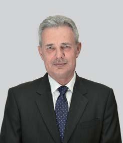 Ing. Jiří Řezníček (* 1954) Výkonný ředitel firmy KORADO Bulgaria Ve společnosti KORADO, a.s., byl zaměstnán v letech 1995-2001 a od roku 2005 do současnosti.