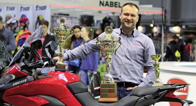 Multistrada se stala také absolutním vítězem ankety, a tím pádem i zcela nejpopulárnější motorkou pro rok 2017. V kategorii klasik, vč.