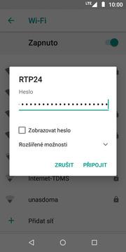 Ťuknutím na vybranou Wi-Fi síť odešlete požadavek na připojení.