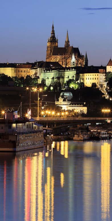 > Praha > Živohošť > Slapy > Štěchovice > Vrané > Praha Pátý úsek začínající za em se zpočátku nese ve znamení krásných meandrů řeky Vltavy, voda