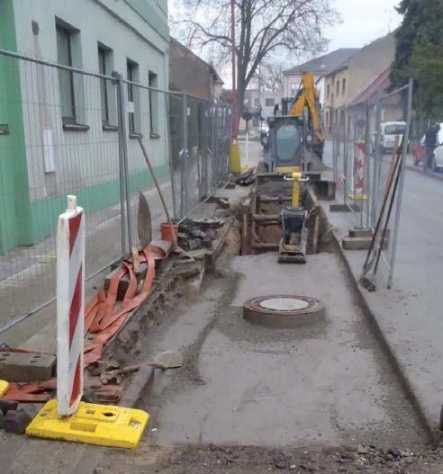 Kanalizace Třebechovice pod Orebem ulice Pod Domy Vodovod Smiřice Náměstí Míru Stavbu vyvolal nevyhovující provozní stav původního litinového