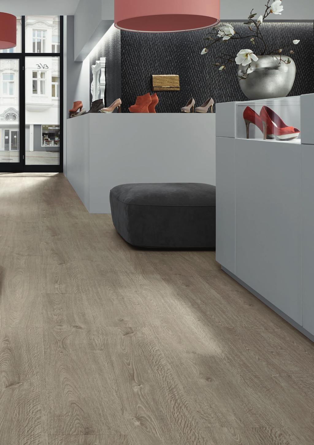 Authentc Floor 820,- 746,- 36 41163 Dub Elegant Díky specální povrchové úpravě podlahu nerozeznáte od pravého