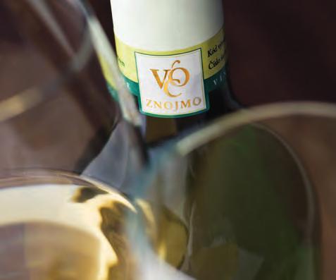 VOC Znojmo první apelační systém v České republice Znojemská vinařská podoblast zavedla první apelační systém v České republice VOC Znojmo, vína originální certifikace.