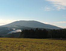 V tomto kraji se nachází NP Šumava má rozlohu 680,64 km 2 tento park byl založen 20. března 1991. V kraji je také prales Boubín má rozlohu 666,41 hektarů, leží v CHKO Šumava.