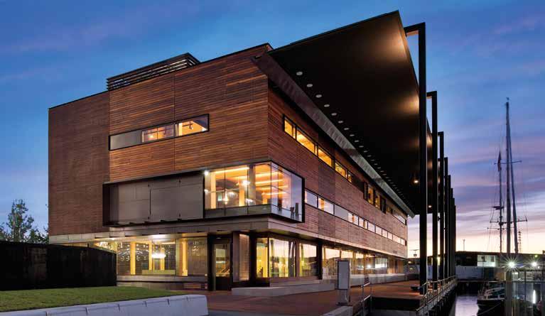 Knihovna u Victoria Harbour je architektonicky výrazná budova odpovídající všem ekologickým nárokům, za což obdržela od Green Building Council of