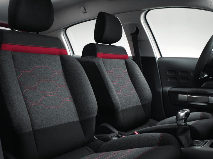 MAXIMÁLNÍ POHODLÍ CÍTÍTE SE ZDE JAKO DOMA Moderní a útulný interiér vozu CITROËN C3 je místo, kde vládne klid a pohoda.