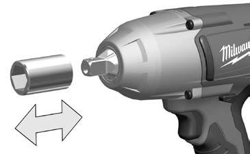 Antes de efectuar qualquer intervenção na máquina retirar o bloco acumulador. Voor alle werkzaamheden aan de machine de akku verwijderen. Ved arbejde inden i maskinen, bør batteriet tages ud.