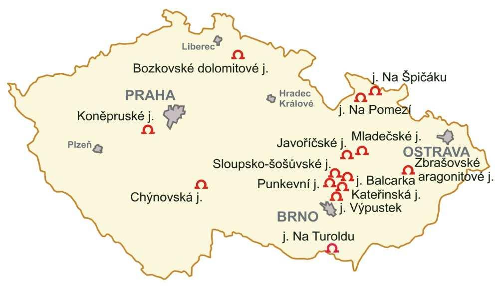 Jeskyně v ČR zpřístupněné veřejnosti V Libereckém kraji se nacházejí Bozkovské dolomitové jeskyně, ve Středočeském Koněpruské jeskyně a v Jihočeském Chýnovská jeskyně.