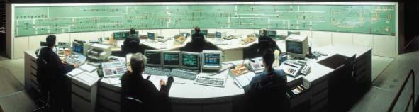 Nejdelší světové železniční tunely Strana 18 V tunelu je umístěn citlivý elektronický systém (v místnostech zabezpečení a v propojkách).