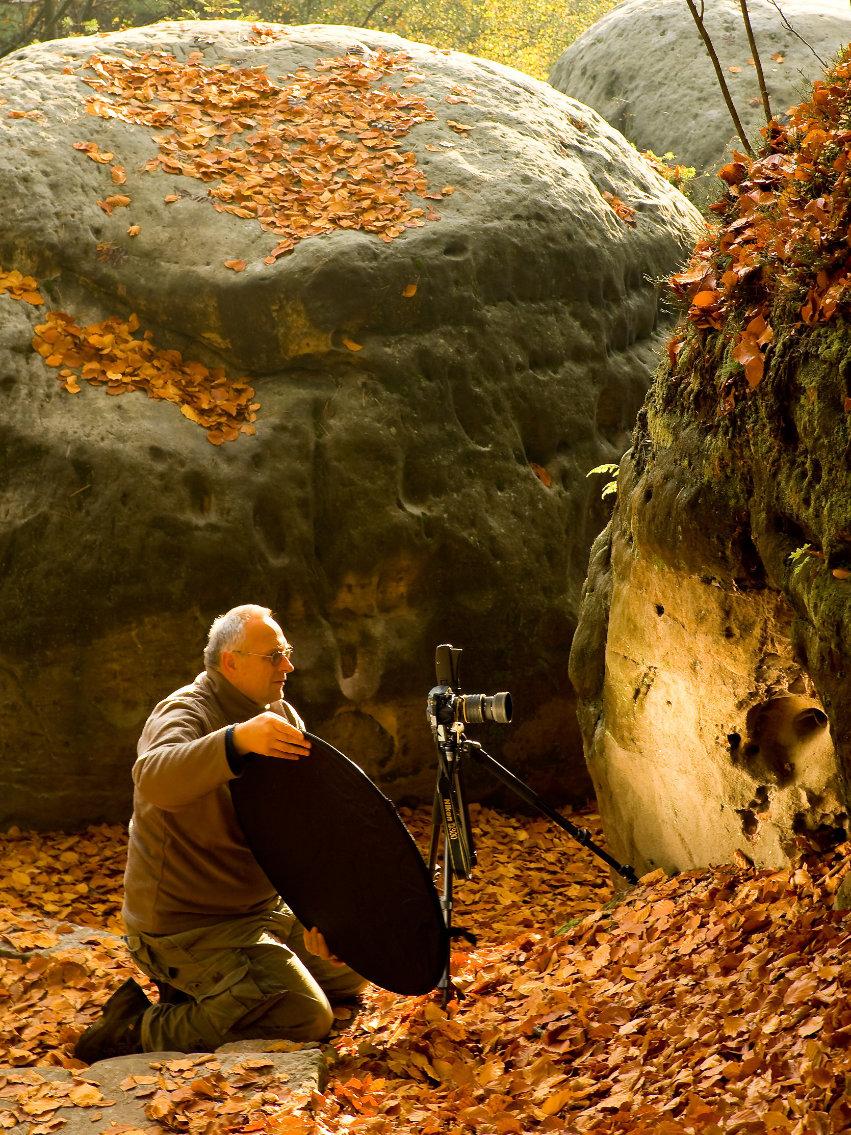 O autorovi. Fotografování se věnuji přes 35 let. Nejdříve na klasický černobílý i barevný kinofilm a svitek, od roku 2003 digitálně.