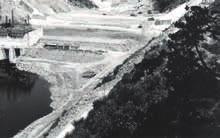 Stavba přehrady byla součástí výstavby Jaderné elektrárny Temelín jako stavba vodohospodářského opatření. Vodní dílo bylo postaveno v letech 1985 1988.