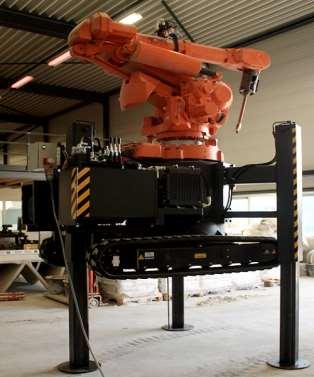 Výhodou tiskáren s robotickým ramenem jsou menší rozměry a hmotnost, jež snižují pořizovací cenu, náklady na dopravu a také na zprovoznění.