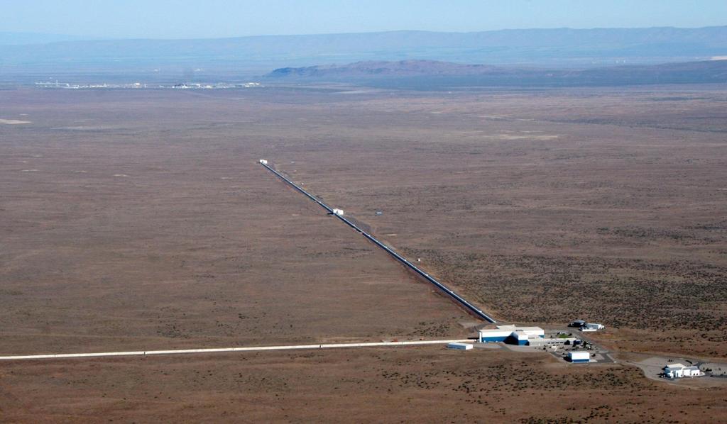 LIGO Hanford 4 km a 2 km