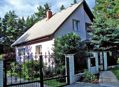 Rodinný, zateplený ideální pro bydlení spojené s podnikáním v centru RD s krásnou zahradou a terasou Plzeň - sever, obec
