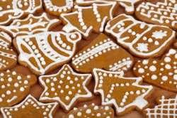 Perníčky Máloco patří k českým vánočním tradicím tolik jako zdobené perníčky. Můžete je servírovat spolu s dalšími druhy vánočního cukroví anebo jich použít jako originálních ozdob na stromek.