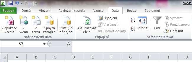 Seřadit a filtrovat, víceúrovňové řazení Seřazení a filtrování se volá na kartě Data. Obrázek 5.