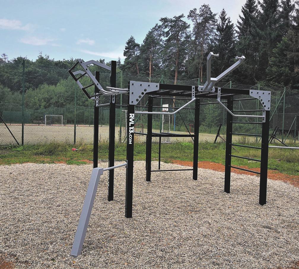 Jsem vozíčkář, mentálně v pořádku, který potřebuje plnou asistenci dru- hé osoby při všech osobních úkonech. Zaučení v domácím prostředí, možno vše vyzkoušet a na všem se domluvit, píše Kamil.