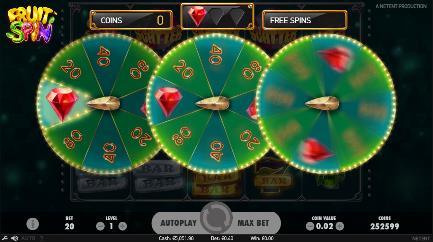 DESIGN HRY Funkce Lucky Wheels Funkce Lucky Wheels Hra má 3 Lucky Wheels, každé se otáčí samostatně, uděluje peněžní výhry a může spustit režim Free Spins.