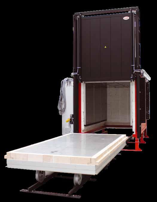 Vozokomorové pece s nucenou cirkulací VKNC do 650 / 850 C V pecích VKNC se vsázka zakládá na vůz, kterým se následně zajíždí do pece. Mechanismus zavírání dveří zajišťuje jejich dokonalé utěsnění.