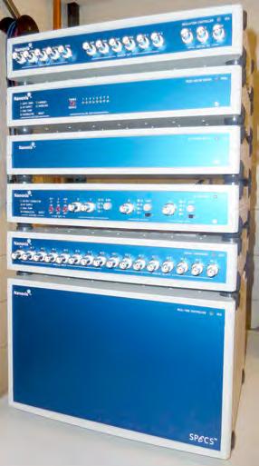 oscilační jednotka jednotka řízení makroposuvu VN zdroj VN zesilovač analogově-digitální jednotka řídicí real-time počítač Obrázek 5.