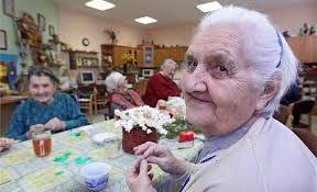 Dlouhodobá ústavní geriatrická péče - domovy pro seniory