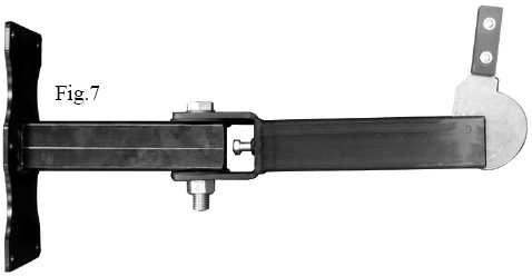 2.2 Braccio a muro Per esigenze d imballaggio il braccio viene fornito smontato in tre parti: il supporto, il braccio autoportante e la cappa che è parzialmente collegata al braccio tramite la