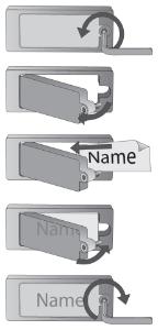 2.3 Štítky tlačítek Potisk štítků 1. 2. Ke každému interkomu je přiložen arch průsvitné fólie, kterou lze potisknout v laserové tiskárně. Potištěnou fólii rozstříhejte a nápisy vložte do jmenovek.