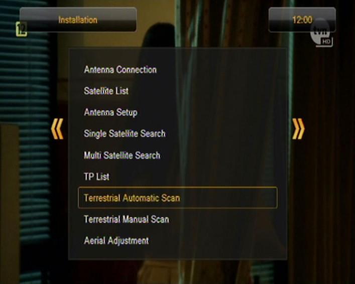 11.7 Terrestrial Automatic Scan (pouze u modelů Combo) V tomto menu můžete vyhledat kanály automaticky - přijímač vyhledává pouze četnost frekvence v závislosti na uložených seznam DVB-T.