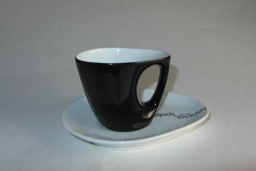 ŠÁLEK + PODŠÁLEK : (cup & saucer)