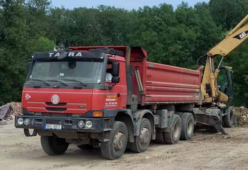 Sklápěcí automobil TATRA TERRNO S3 8x8 technická nosnost vozidla 25 t