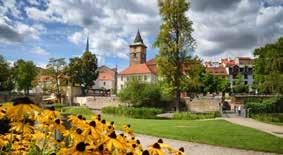 Komentované kostýmované prohlídky Costumed Guided Tours Kostümierte Besichtigungen mit Führung 1 Katedrála sv. Bartoloměje St. Bartholomew s Cathedral St.