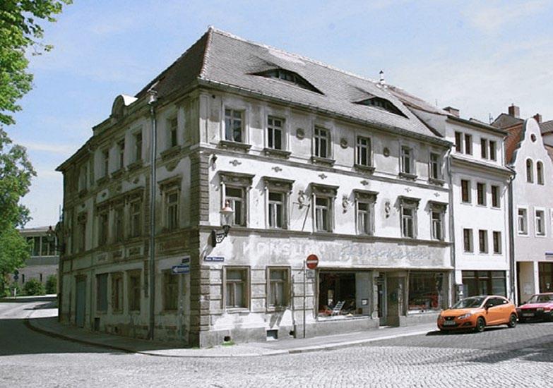 Ehem. Fischhaus Bývalá rybárna Ping-Pong-Dialog Innere Weberstraße 44 Fischhaus Im Zuge der Förderung Partnerschaft für Demokratie Stadt Zittau präsentiert das Fischhaus in Kooperation mit der