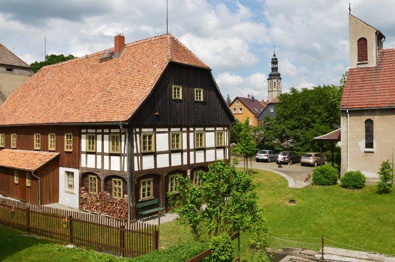 Foto: Jeanette Gosteli Pilgerhäusl Poutnický dům Bahnhof Bertsdorf Nádraží v Bertsdorfu 27 28 Pilgerhäusl Poutnický dům OT/městská část Hirschfelde, Komturgasse 9 Besichtigung nur im Rahmen von
