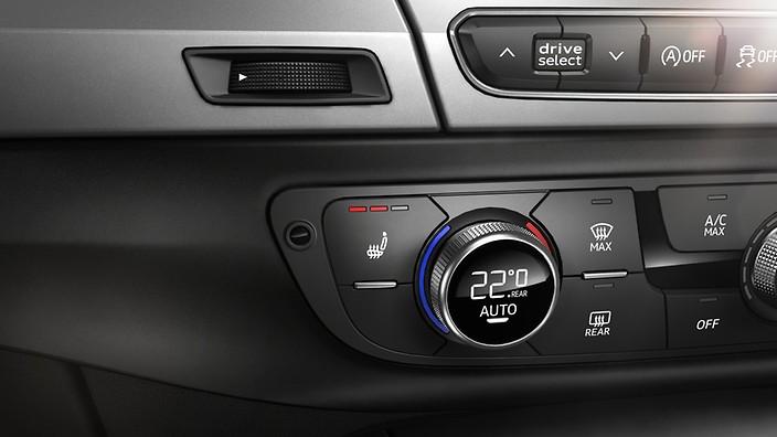 komfortní klimatizace(paket Lifestyle) ovládání skrze TFT-display uložitelné osobní nastavení 0,- 1XW Multifunkční sportovní volant s pádly 3ramenný design kožený 3