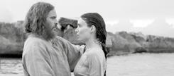 REŽIE: JOHN STEVENSON 92 MIN. / FILM JE VE 3D / FILM JE ČESKY / ŽÁNR: ANIMOVANÝ / PŘÍSTUPNÝ ČT 19. 19:30 TOMB RAIDER 110 Kč (USA) Laře Croft je 21 let a právě zdědila obrovské obchodní impérium.