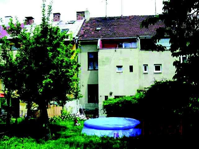 Záznam o prodeji srovnávané nemovitosti è. 3 1. Identifikace Prodej, Rodinný dùm, 126 m 2, Bulharská, Brno, okres Brno-mìsto Celková cena: 5.290.000 Kè Adresa: Bulharská, Brno, okres Brnomìsto 2.