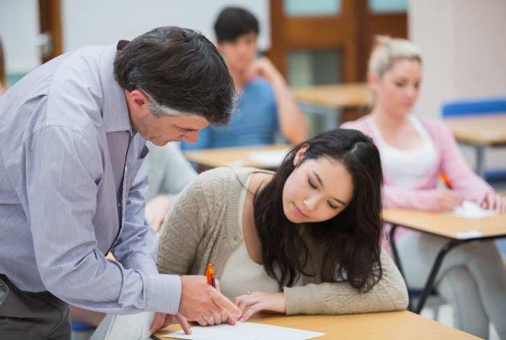 Studium Vzděláváme 11 000 studentů v bakalářských, magisterských a doktorských