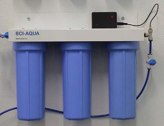 Systémy SCI-AQUA Systémy SCI-AQUA jsou určeny k ekonomické přípravě demineralizované a velmi čisté vody pro použití v laboratořích, technické praxi, domácnosti, akvaristice, pěstování citlivých