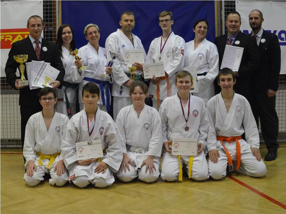 V sobotu 24. listopadu vyrazil vysokomýtský oddíl Moderního Sportovního Karate do Prahy na mezinárodní Mistrovství České republiky MSKAI 2018. Mistrovství se zúčastnili: Martin Čipera (II.